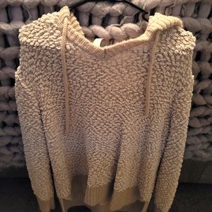 Hooded long sleeve top